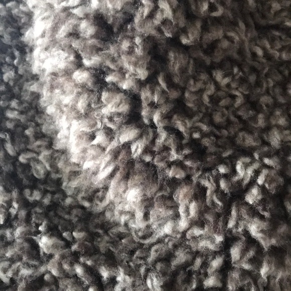 Sherpa vest - Picture 3 of 3